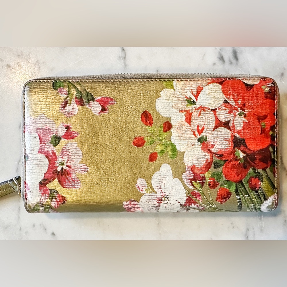 Rare gold / metallic floral painted Gucci wallet